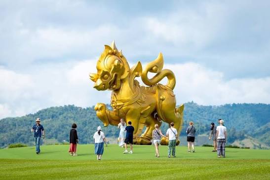 Singha Park Golden Lion Chiang Rai